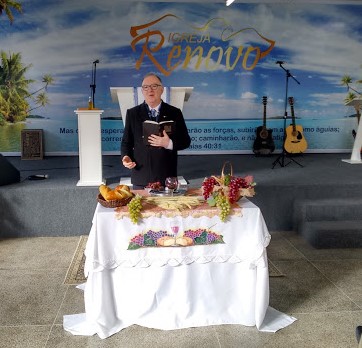 Culto de Ceia na Igreja Renovo